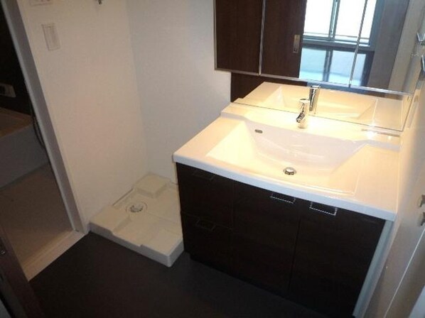 ラグゼガーデン松原の物件内観写真